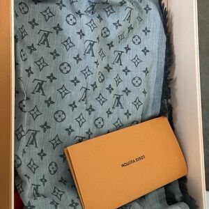 Louis Vuitton monogram stole
